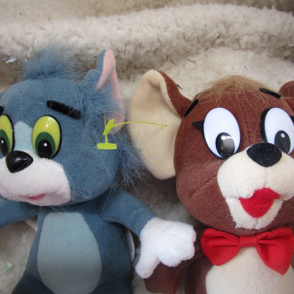 Tom & Jerry Plush toy Cartoon Network 7" Tall Excellent condition